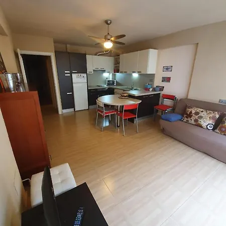 In Benidorm Downtown En Piso Compartido Homestay